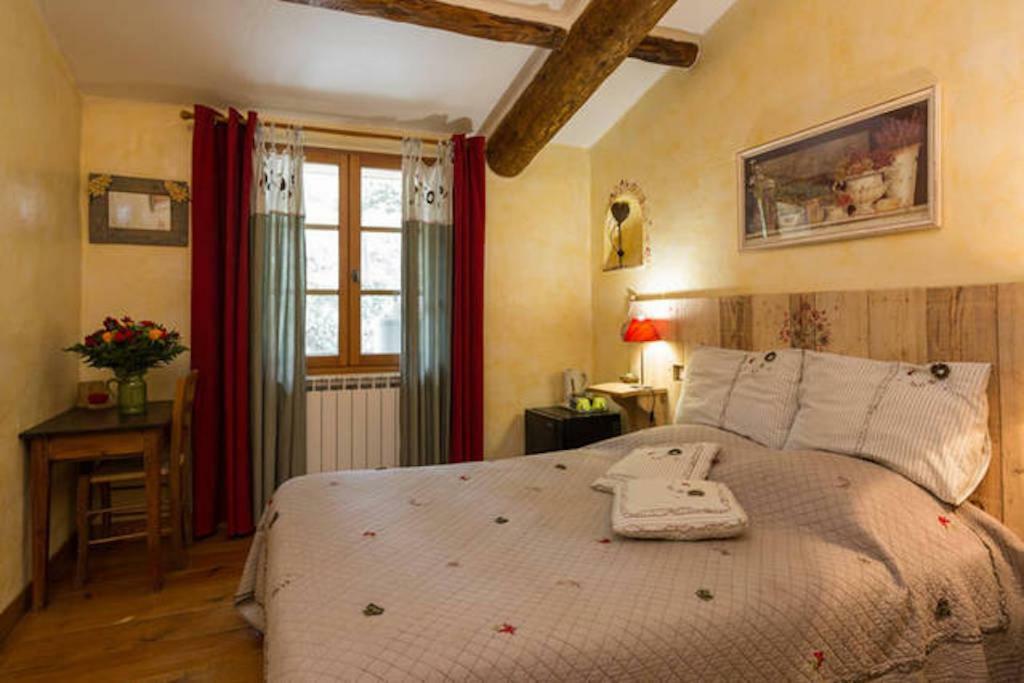 Bed and Breakfast Le Degoutaud Le Barroux Exterior foto